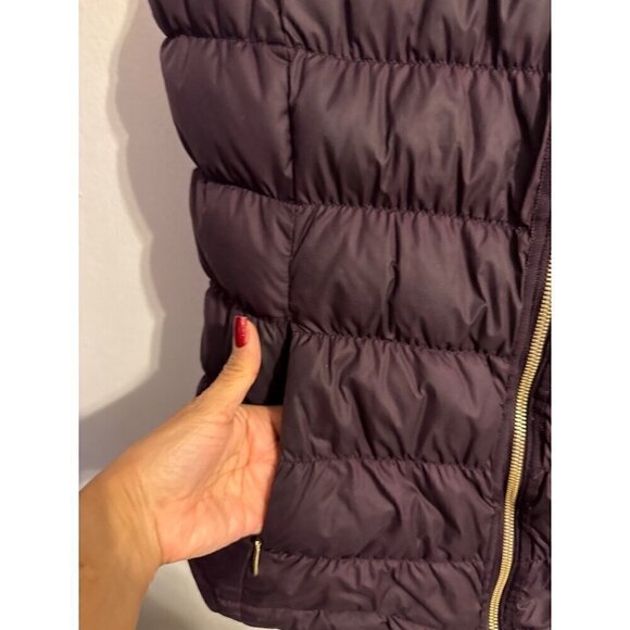 Athleta Downabout Asymmetric Puffer Vest Wild Raisin Maroon No Flaws - Picture 4 of 15